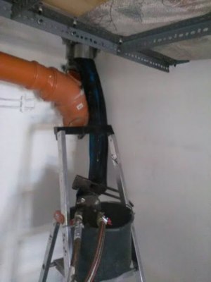 Esőlefolyók bélelése RainFlex® technológiával